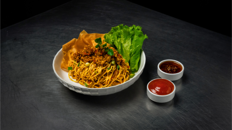 Bakmi ayam betutu